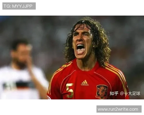 全球足球巨星排行第二名是谁 他背后的故事与成就解析